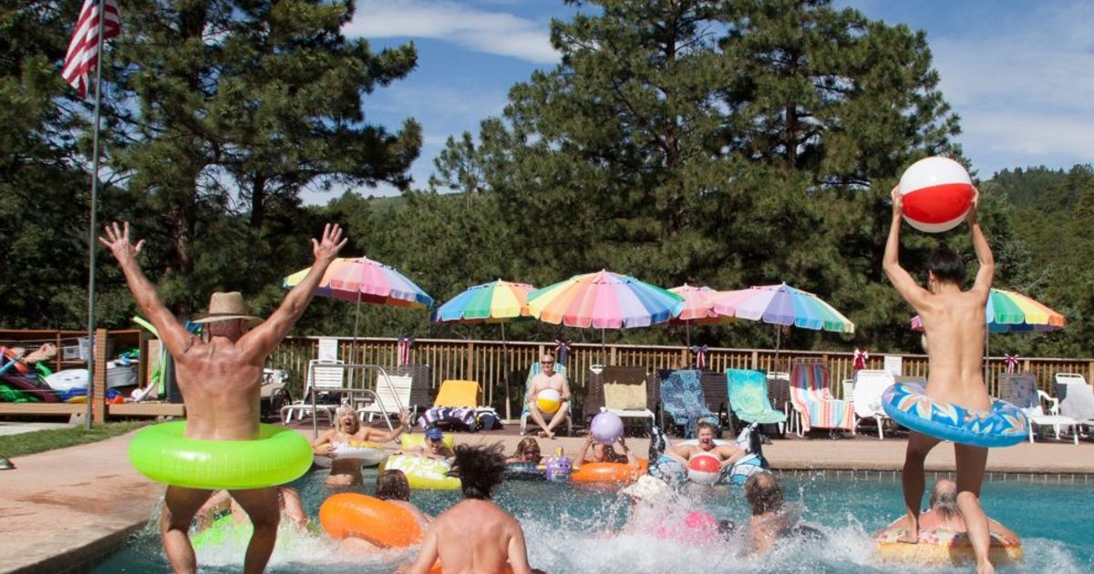 Beat the Heat at Mountain Air Ranch! ☀️🏊